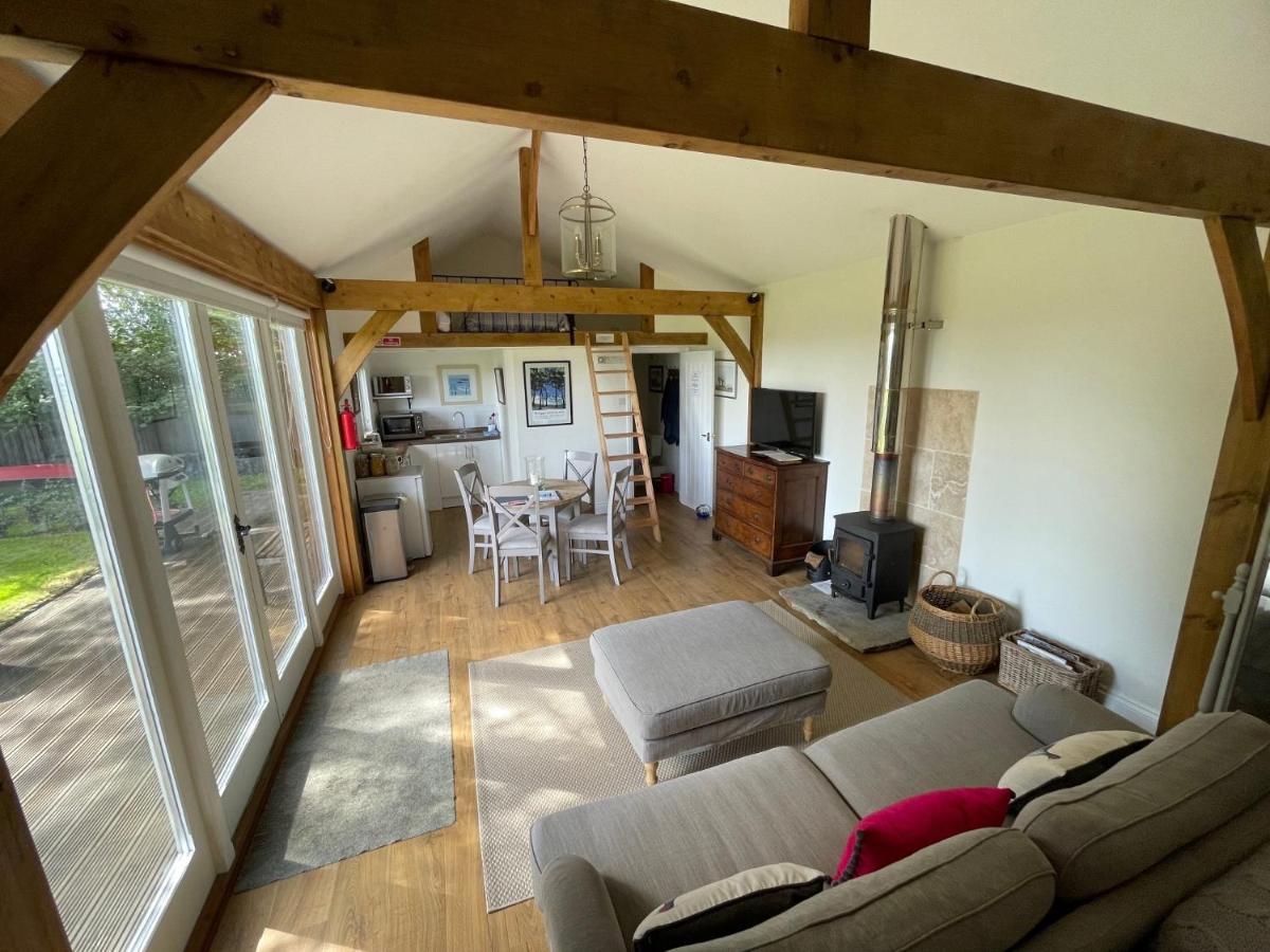 Rogate Stunning Cabin With Incredible Views Near Goodwood מראה חיצוני תמונה