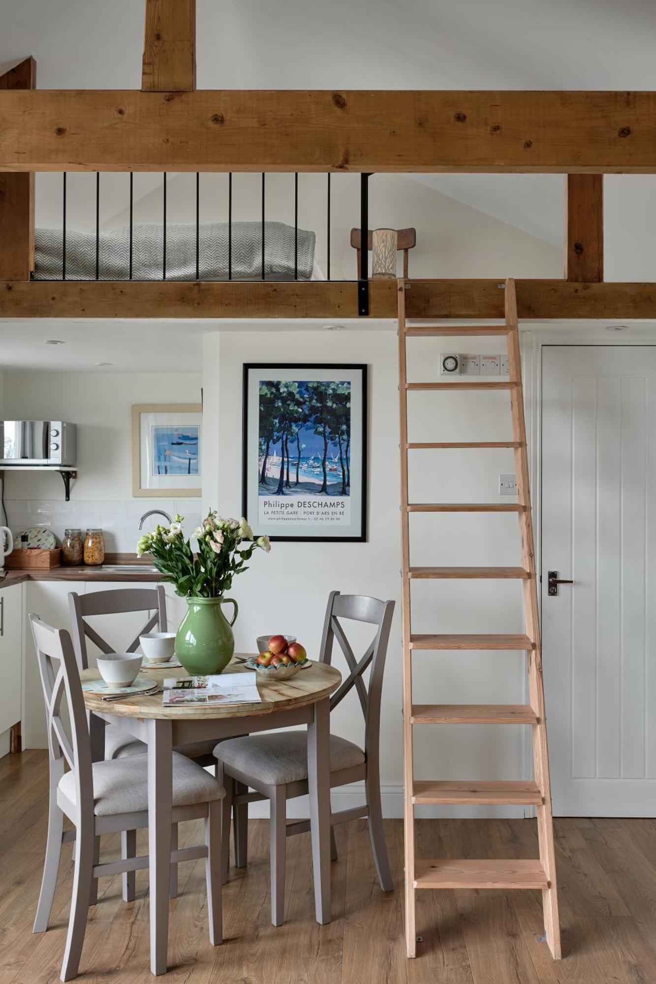 Rogate Stunning Cabin With Incredible Views Near Goodwood מראה חיצוני תמונה